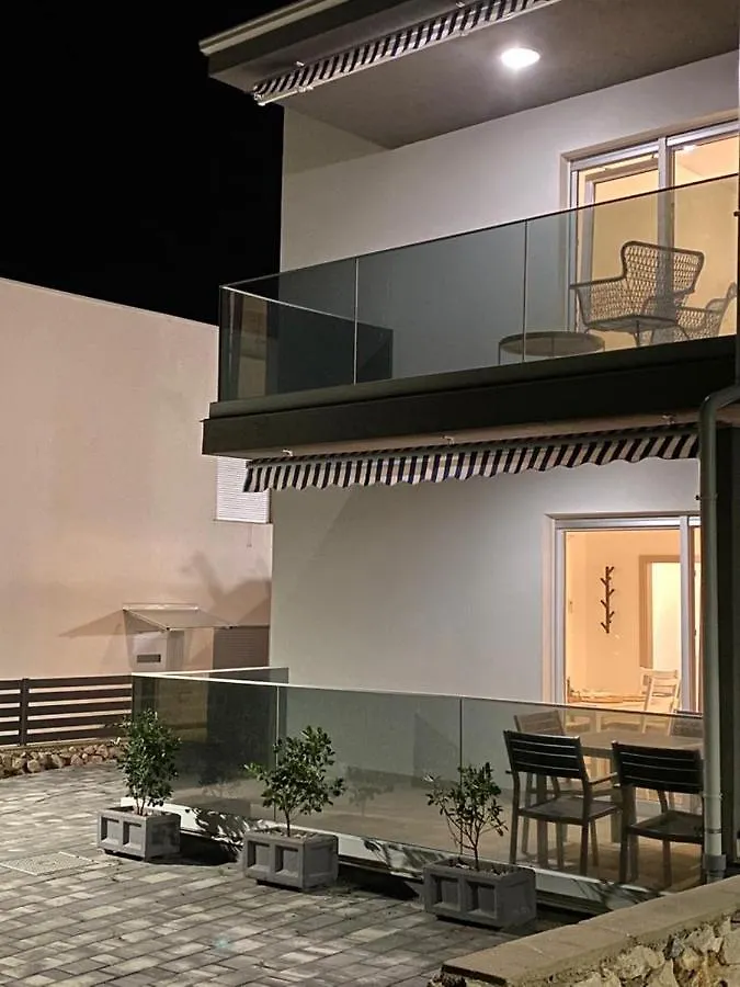 Amazing Simuni 2 Apartment